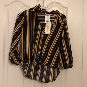 Last call! 🎉 Blue and yellow long sleeve blouse